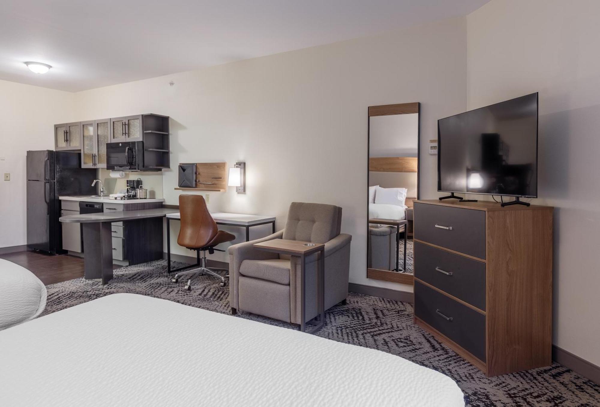 Candlewood By Ihg Hotel 3*
