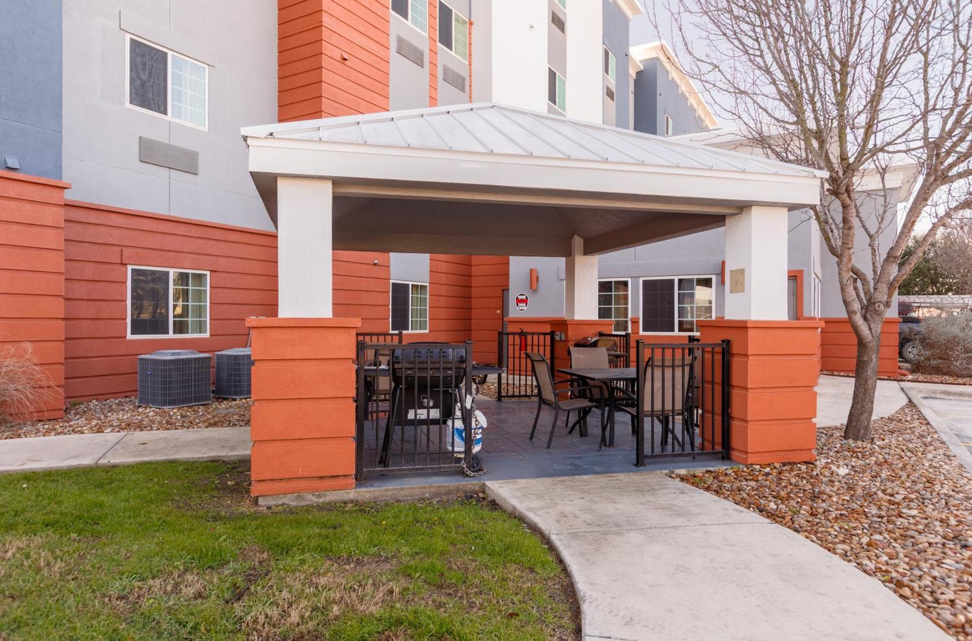 Candlewood By Ihg San Marcos
